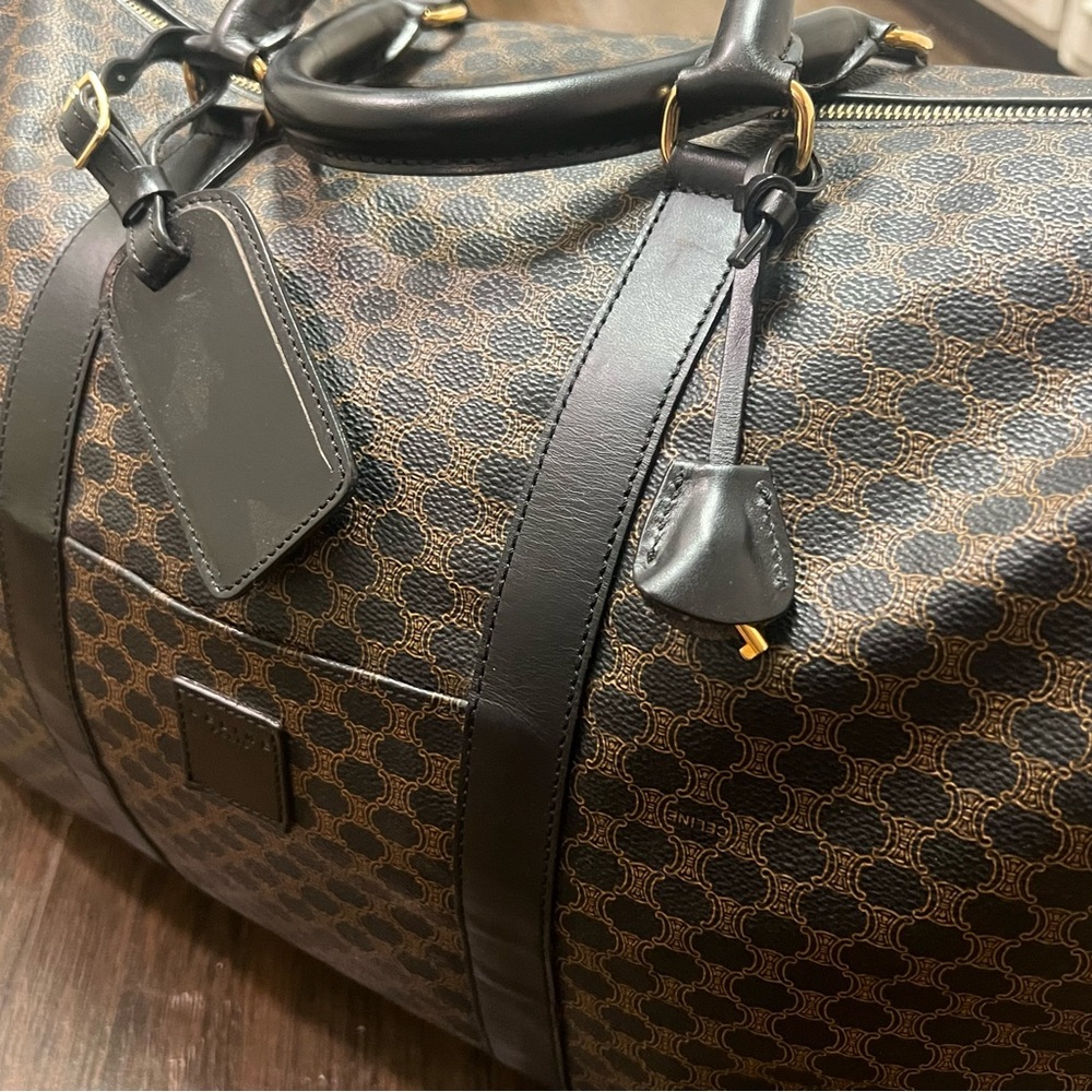 ✅AUTHENTIC⭐️ CELINE ⭐️ Boston Travel 🧳 Bag! Unisex & multi use Luxury item - Picture 12 of 13